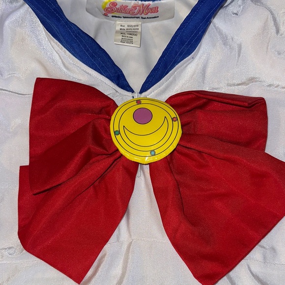 Sailor Moon Womens Cosplay Costume - Blue, White, and Red - Picture 3 of 9